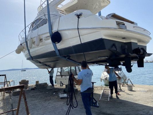 Sollevamento e abbassamento della nave