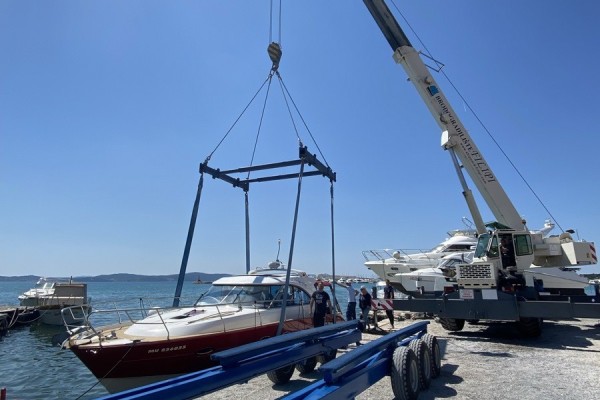 Sollevamento e abbassamento della nave