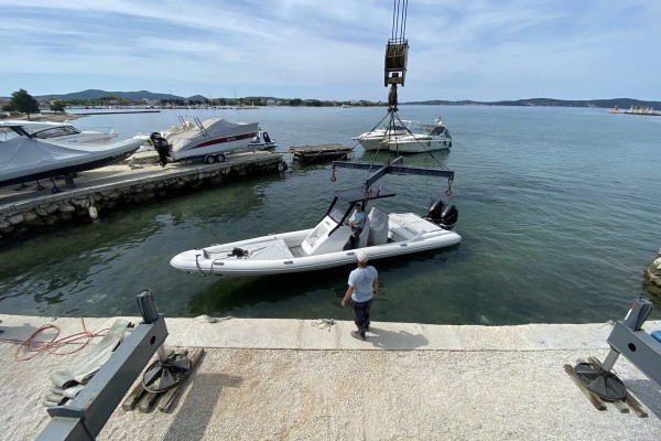 Sollevamento e abbassamento della nave