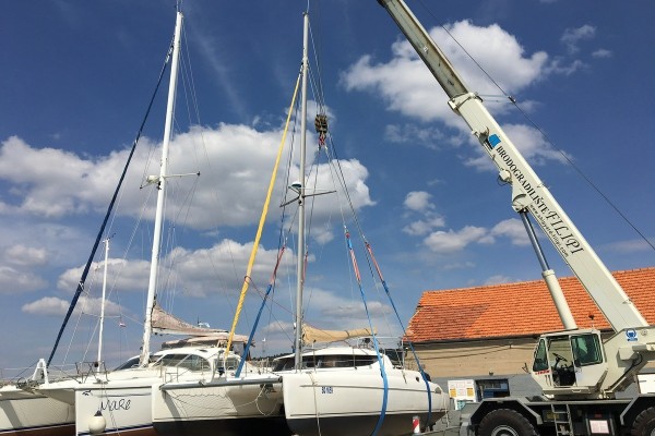 Sollevamento e abbassamento della nave