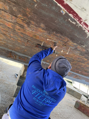 Repair, construction and maintenance of traditional wooden boats