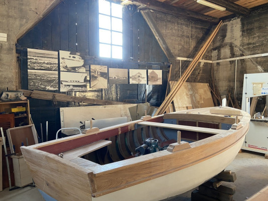 Repair, construction and maintenance of traditional wooden boats