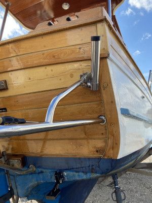 Repair, construction and maintenance of traditional wooden boats